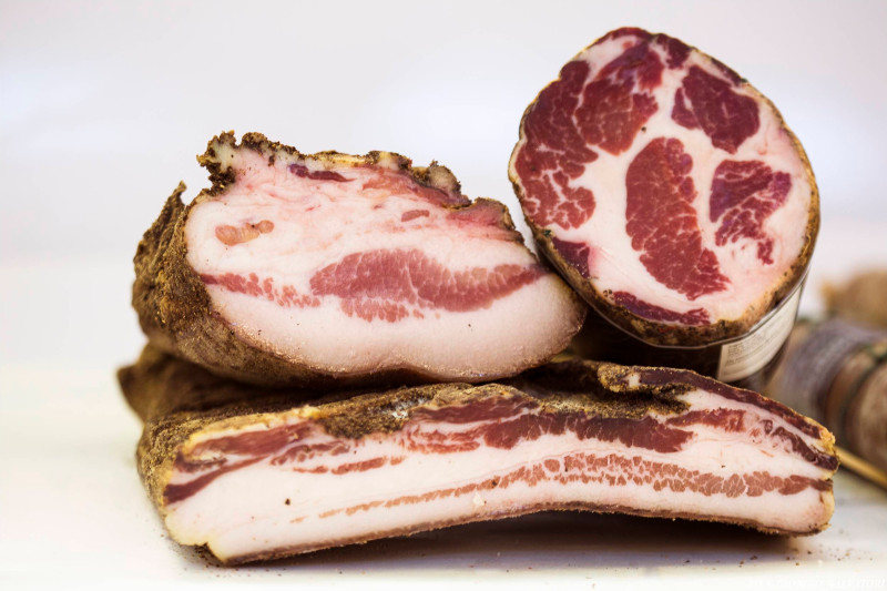 Pancetta di Mora Romagnola - Macelleria Migani Rimini